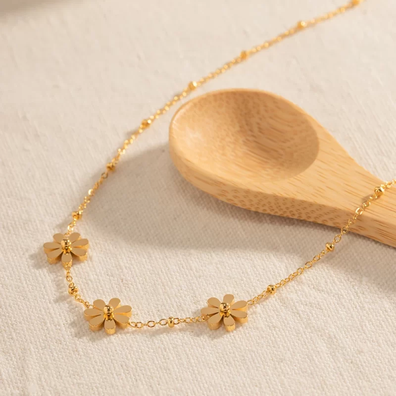 Charm 18k Gold Plated Stainless Steel Fashion Jewelry Rhinestone Flower Necklace for Girls - Image 4