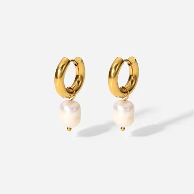 New Trend Geometric Stainless Steel CC Shape Pearl Hoop Earrings Geometric 18K Gold Plated Pearl Hoop Earring for Women