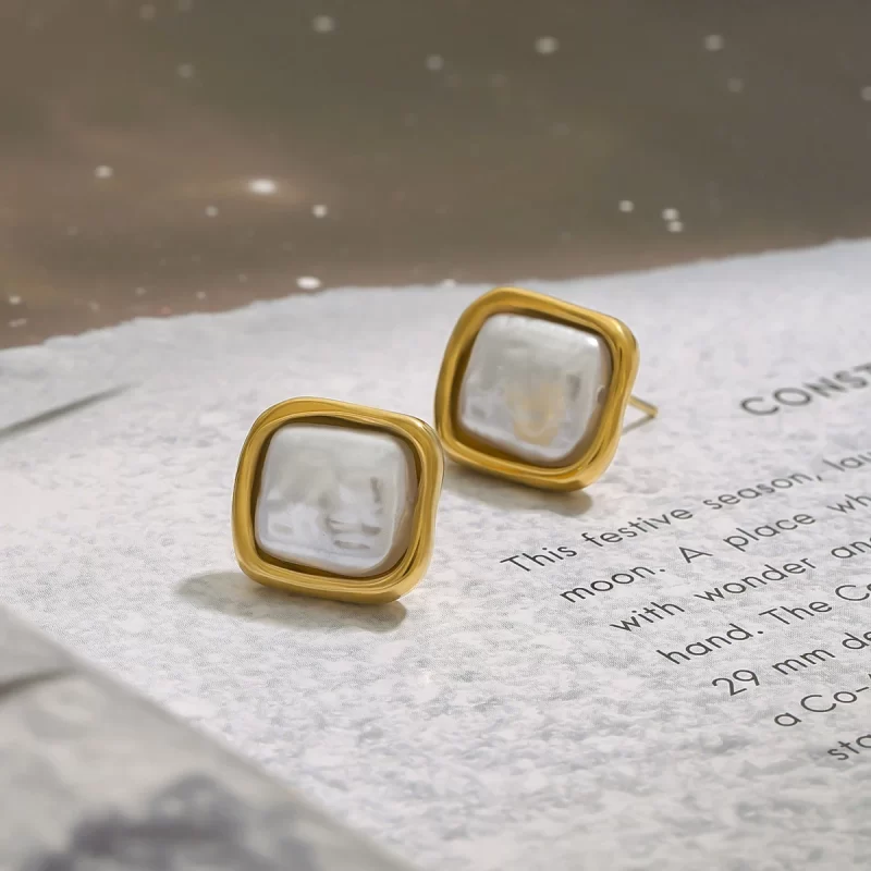 18K Gold Stainless Steel Spring Summer Square Irregular Shape Peal Earring for Women - Image 4