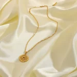 Trendy Titanium Steel Necklace 18K Gold Plating 316l Stainless Steel Round Octagon Signet Black Diamond Necklace