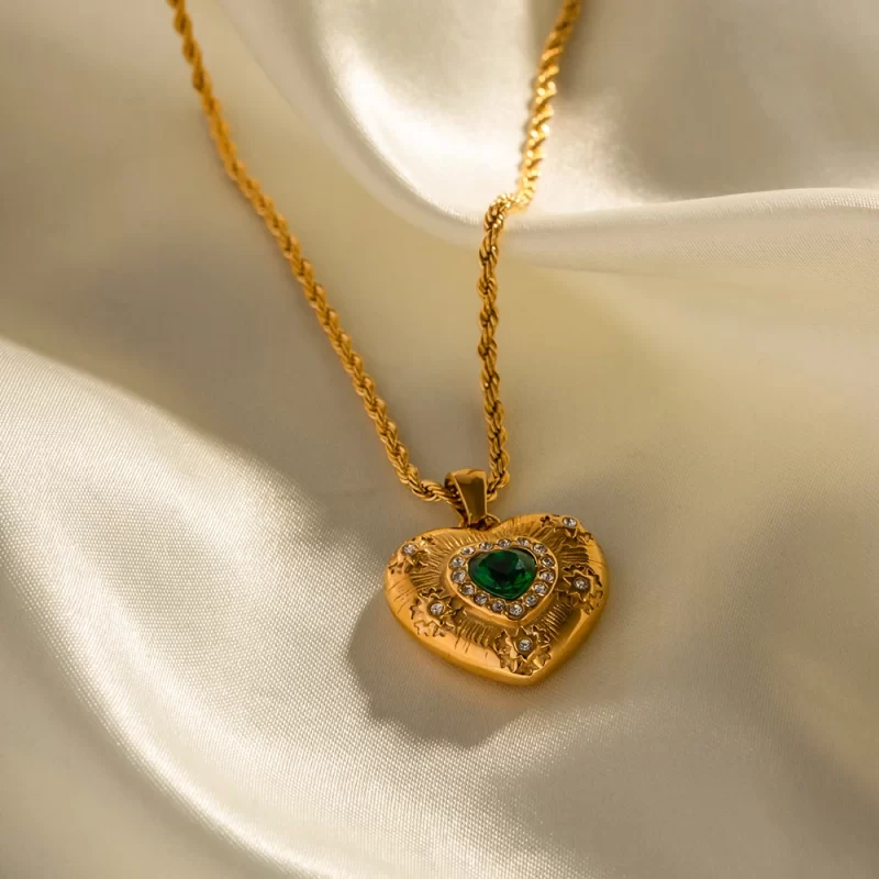 18K Gold Plated Stainless Steel Jewelry Gift Charm Waterproof Emerald Cubic Zirconia Heart Pendant Necklace for Girls - Image 3