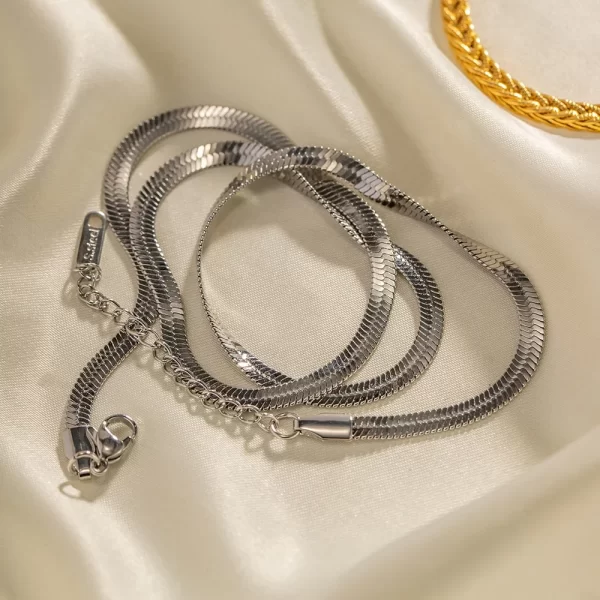 J&D Retro Waterproof Minimalist 4mm Dainty Blade Snake Chain Silver Plated Stainless Steel Chain Necklace - Image 3