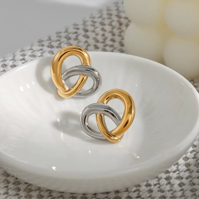 18K Gold Stainless Steel Polished Minimalist Trendy Jewelry Twisted Heart Hoop Earrings for Women - Image 4