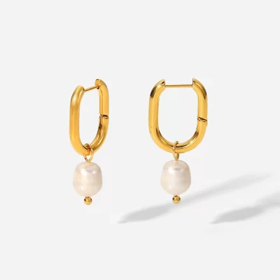 New Trend Geometric Stainless Steel CC Shape Pearl Hoop Earrings Geometric 18K Gold Plated Pearl Hoop Earring for Women