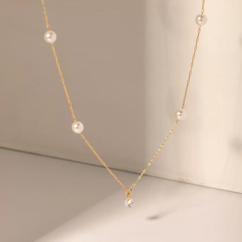J&D Minimalist Stainless Steel Jewelry 18K PVD Gold 5A High Quality Pearl Crystal Pendant Necklace Women