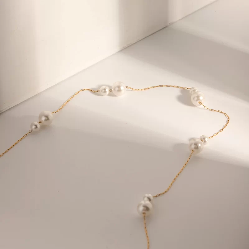 Minimalist 18K Gold Plated Charm Pearl Necklace Stainless Steel Exquisite Interval Pearls Necklace - Image 3