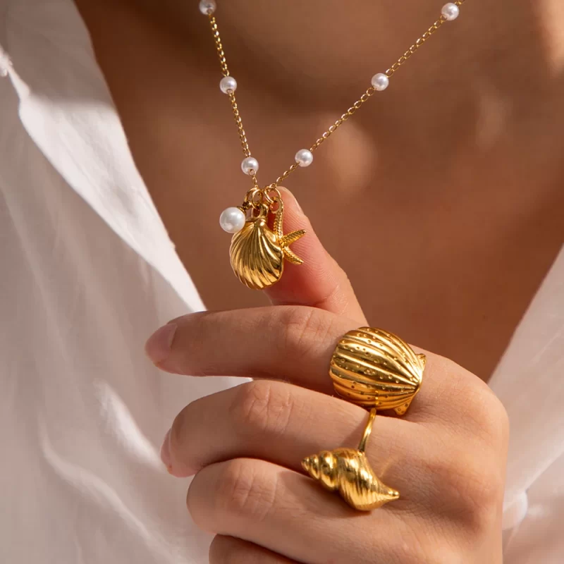 J&D Unique Earrings 18K Gold Plated Stainless Steel Texture Scallop Shell Shape Necklace and Earring Set - Image 5