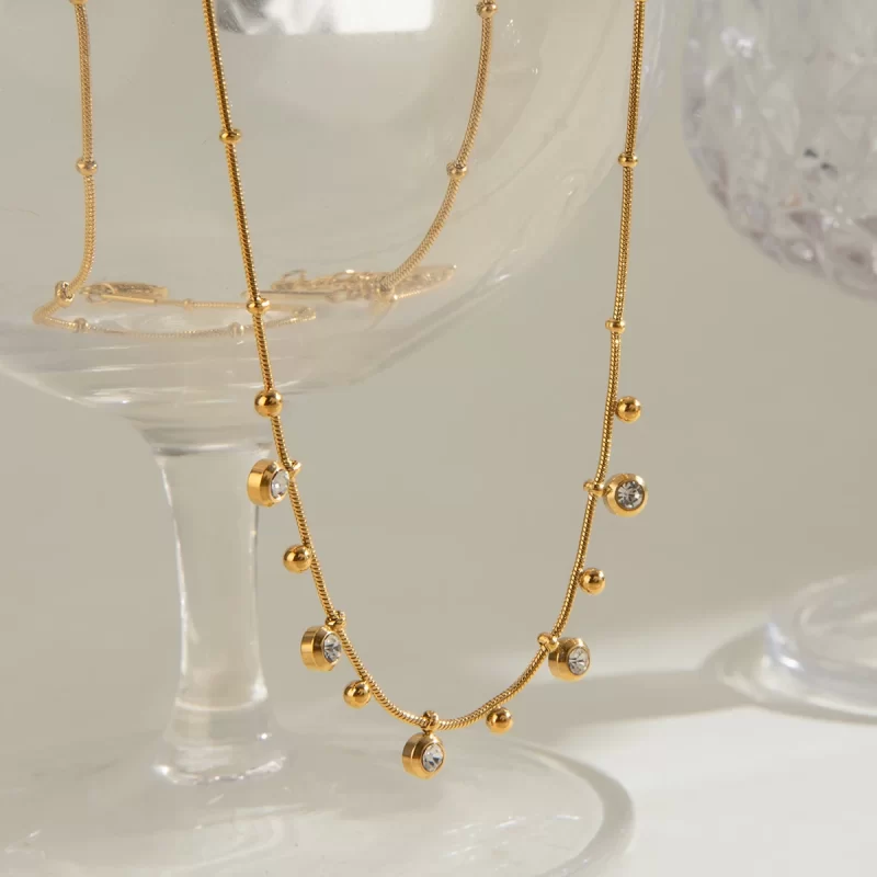 J&D 18k Gold Stainless Steel Zircon White Round Zircon Pendant Necklace Adjustable 42+5cm