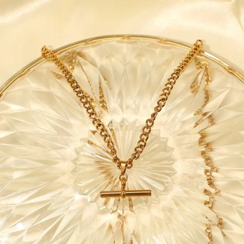Waterproof 18K Gold T-bar Pendant Necklace Gift Stainless Steel T-bar Pendant Necklace for Party - Image 2