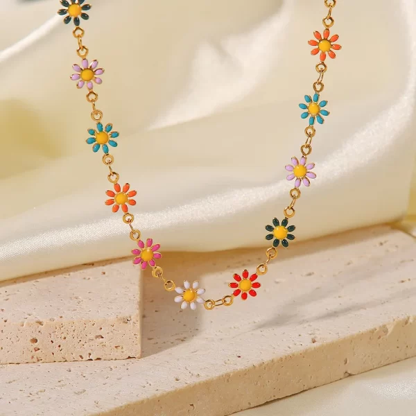 18K Gold Plated Stainless Steel Accessories Charm Colorful Daisy Choker Necklace for Women - Image 2
