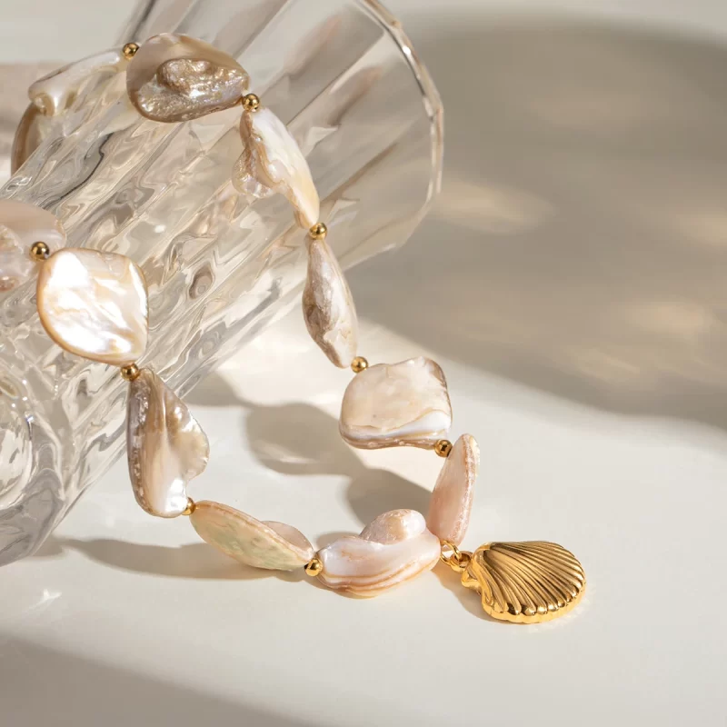 J&D 18k Gold Stainless Steel Seashell and Scallop Pendant Necklace 40+5cm - Image 4