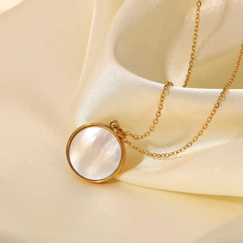 Popular Natural White Shell Chain Necklace Waterproof Stainless Steel Gold Plated Jewelry Moon Pendant Necklace - Image 3