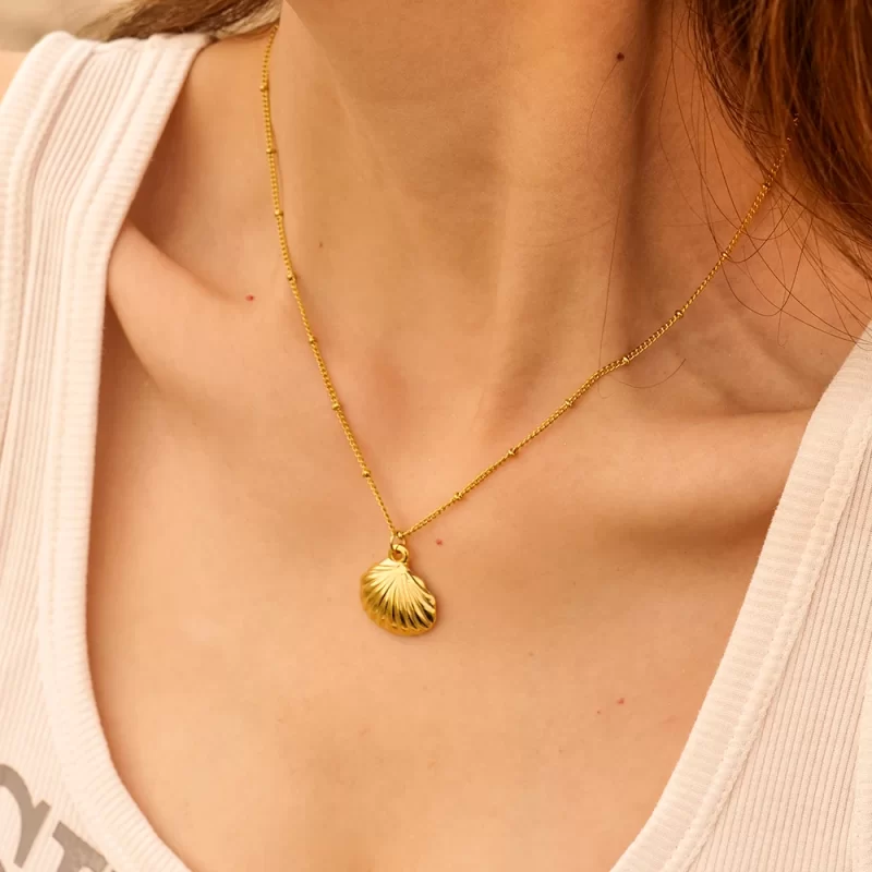 2023 New Trend Chic 18k Gold Plated Shell Shape Pendant Necklace Stainless Steel Fashion Jewelry - Image 2