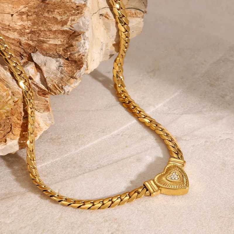 Youthway Stainless Steel Zirconia Heart Love Pendant Necklace For Women Daily Accessories Watch Chain Jewelry Gift 2024 - Image 3