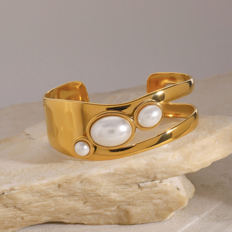 Exaggerated Retro Gold Plated Stainless Steel Natural Stone Imitation Pearl Bracelet Bangle For Women Fashion Jewelry - Image 4