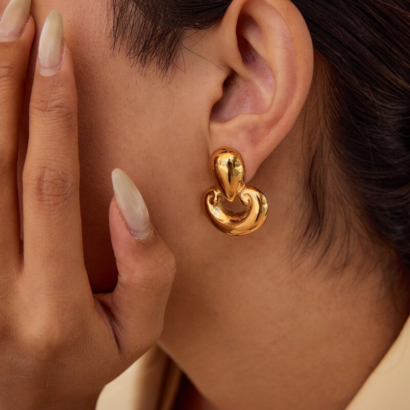 J&D Waterproof 18K Gold Plated PVD Stainless Steel Hypoallergenic Classic Chunky Hollow Gold Two Tone Earrings - Image 2
