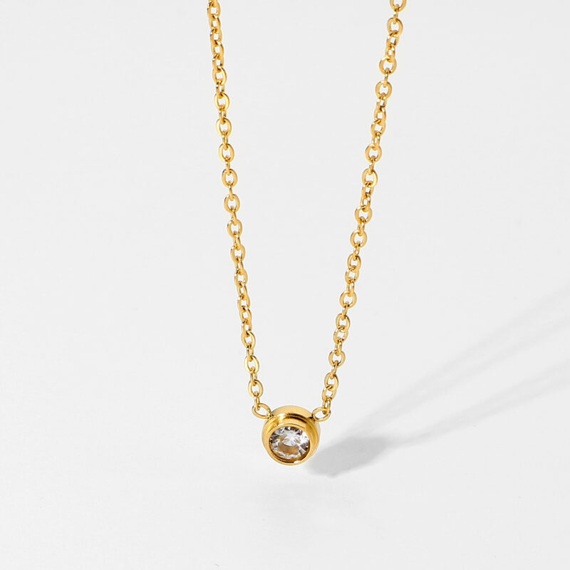 18K Gold Plated Stainless Steel Round Zircon Pendant Necklace For Women Minimalist Classic Choker Necklace