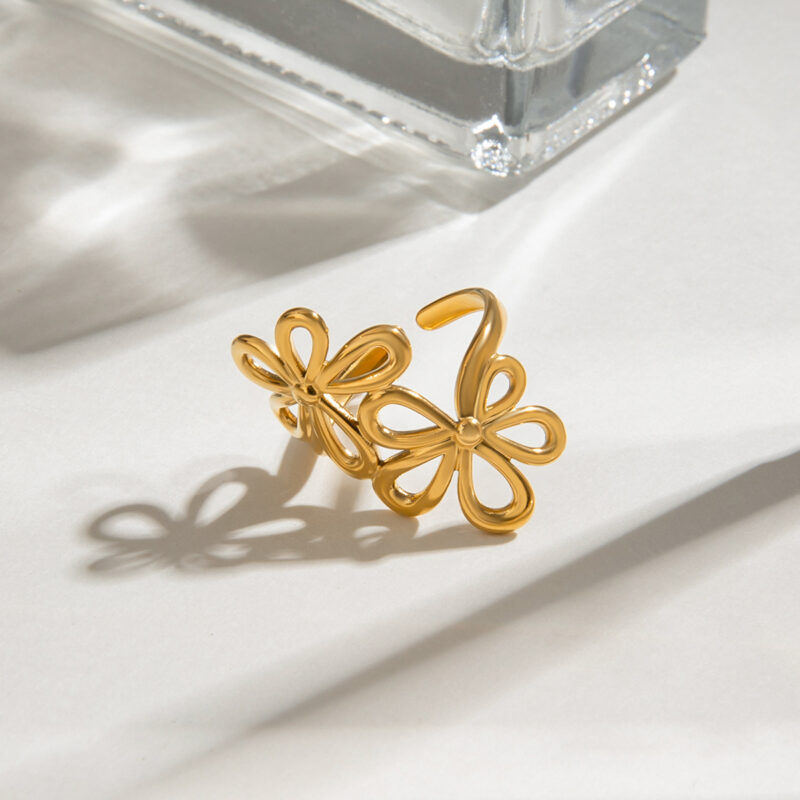 Holiday Style 18K Gold Stainless Steel Five-Petal Flower Hollow Open Ring - Image 3