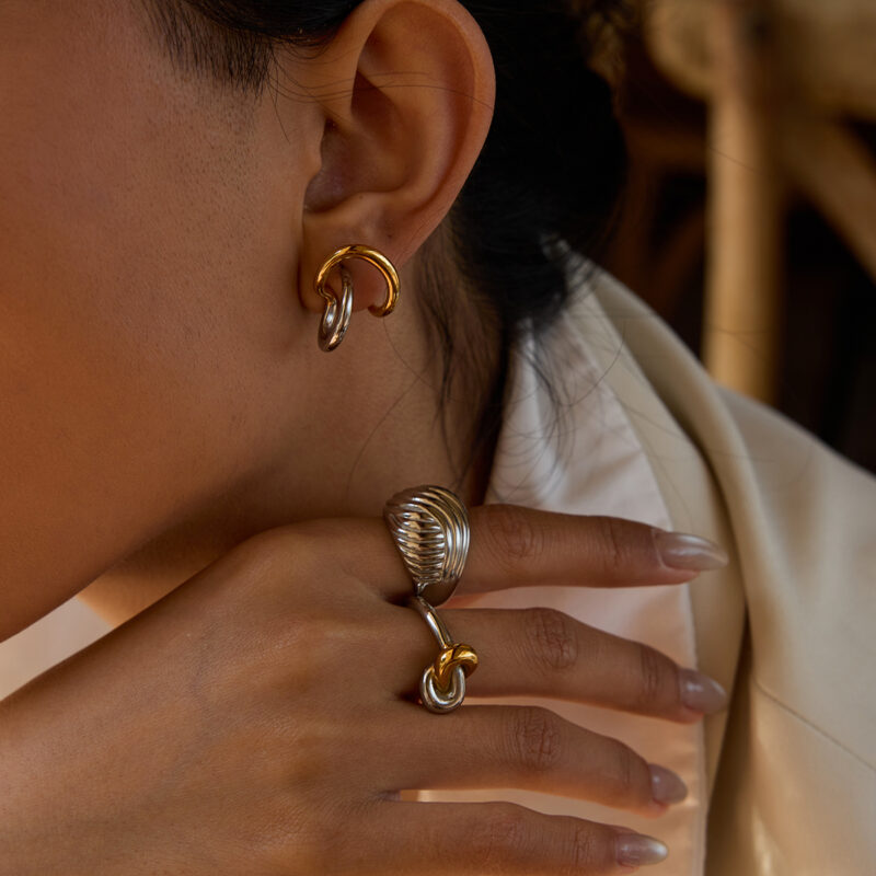 J&D Modern Minimalist Style 18K Gold and Stainless Steel Two Tone Color Knotted Winding Rings - Image 2
