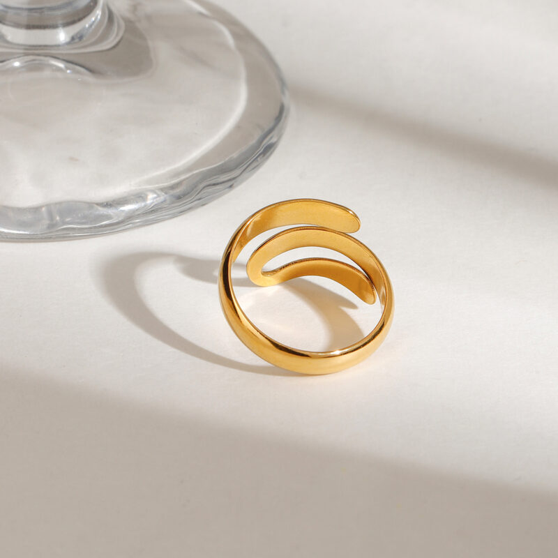 Trendy 18K Gold Stainless Steel Opening Ring Modern Geometric Liner with Irregular Oval Cut Diamond Fashionable Rings - Image 3