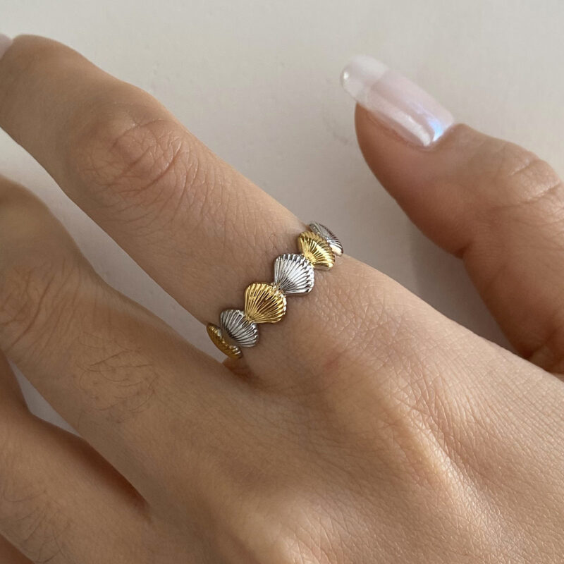 Women Stainless Steel 18K Gold Plated Scallop Shell Chain Rings Adjustable Trendy Holiday Jewelry - Image 2