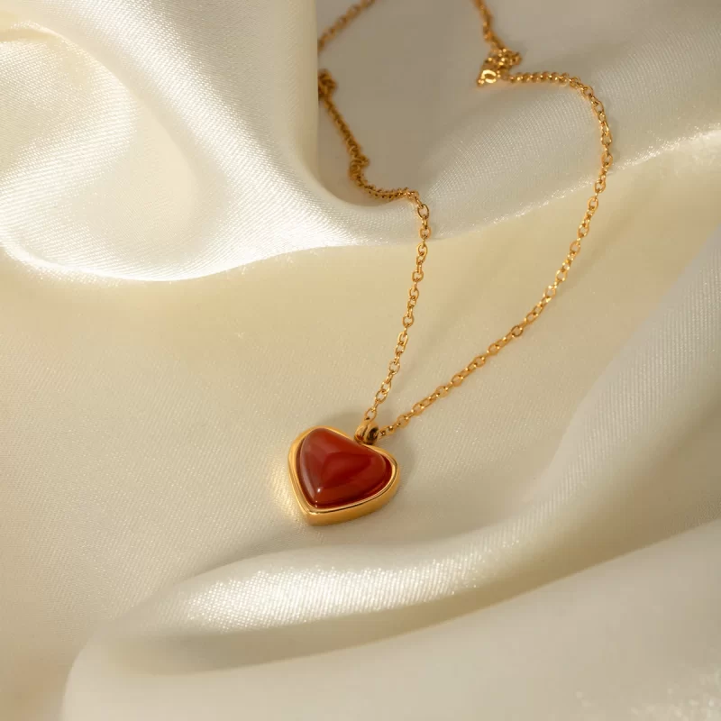 Youthway Romantic Stainless Steel Inlaid Agate Heart Pendant Necklace for Women Waterproof Fashion Jewelry Gift - Image 2
