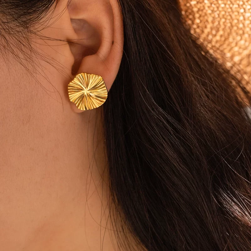 Exaggerated Chunky Hoop Earring 18k Gold Plated Stainless Steel French Fanshaped Drop Earring for Women - Image 2