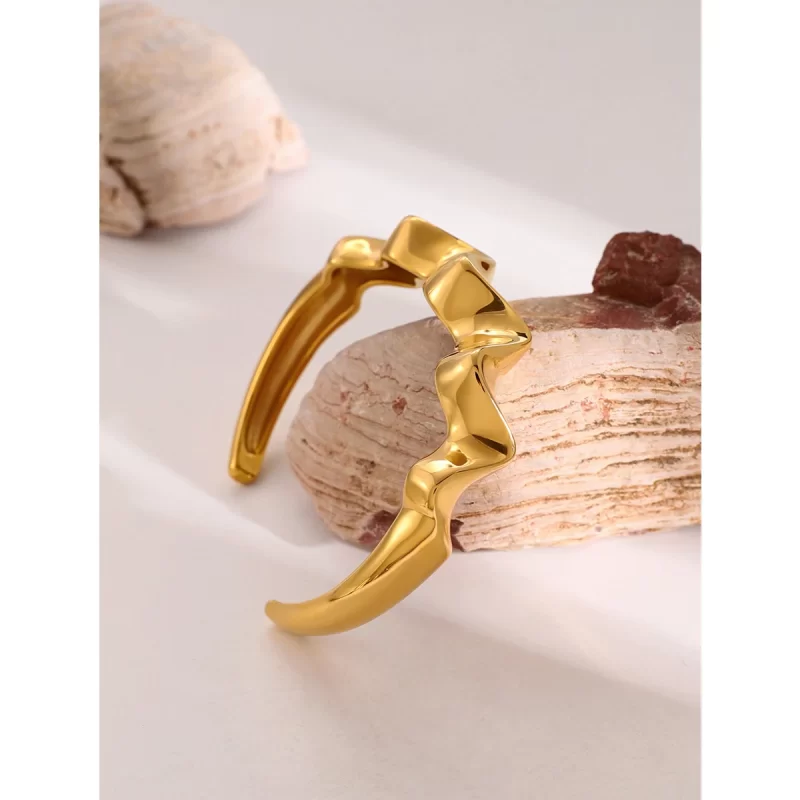 J&D Jewelry Wave Irregular Cuff Bangle 18K Gold Plated Stainless Steel Opening Bangle for Ladies and Gift - Image 5