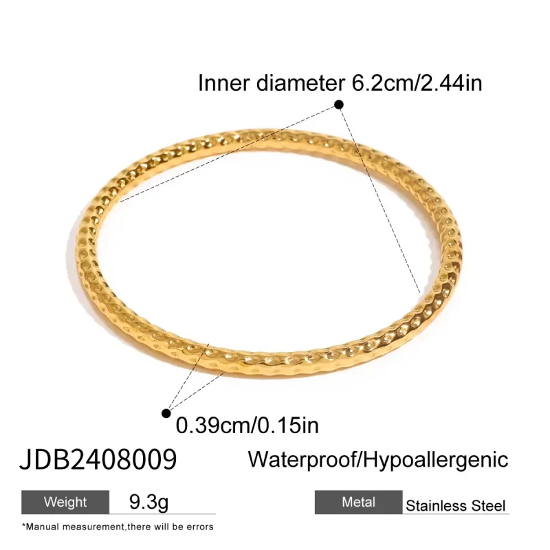 J&D 18k Gold Stainless Steel Modern Hammered Closed Bangle Chic Design for Women - Image 5