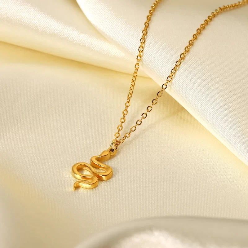 Popular Stainless Steel Link Chain Snake Pendant Necklace Jewelry Snake Pendant Necklace - Image 3