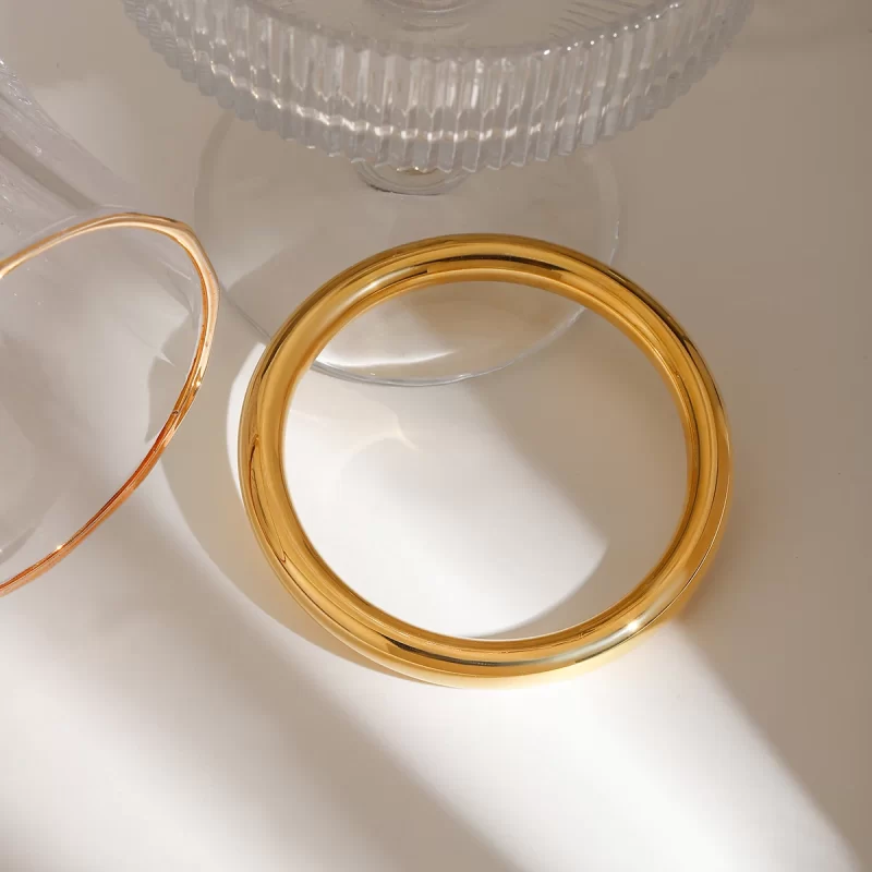 J&D 18k Gold Stainless Steel Simple Plain High-end 8mm Round Bracelet - Image 5