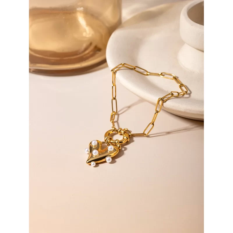 J&D Designer 20cm Stainless Steel Women Bracelet 18K Gold Plated Big Heart Pearl Pendant Bracelet - Image 4