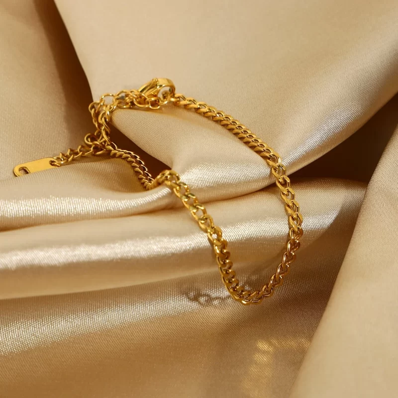 3mm Minimal Classic Gold Curb Link Bracelet Chic Dainty 18K Gold Plated Stainless Steel Cuban Chain Bracelet - Image 4
