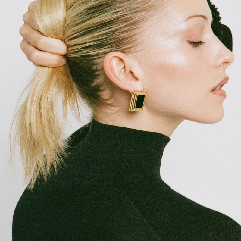 Retro Style 18K Gold Stainless Steel Black Onyx Rib Square Black Onyx Earrings - Image 2