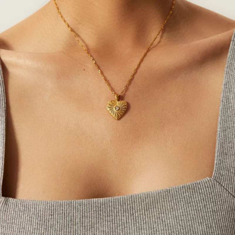 Youthway Stainless Steel Coin Pendant Necklace Autumn/Winter Metal Texture Pendant Waterproof Women's Jewelry - Image 3