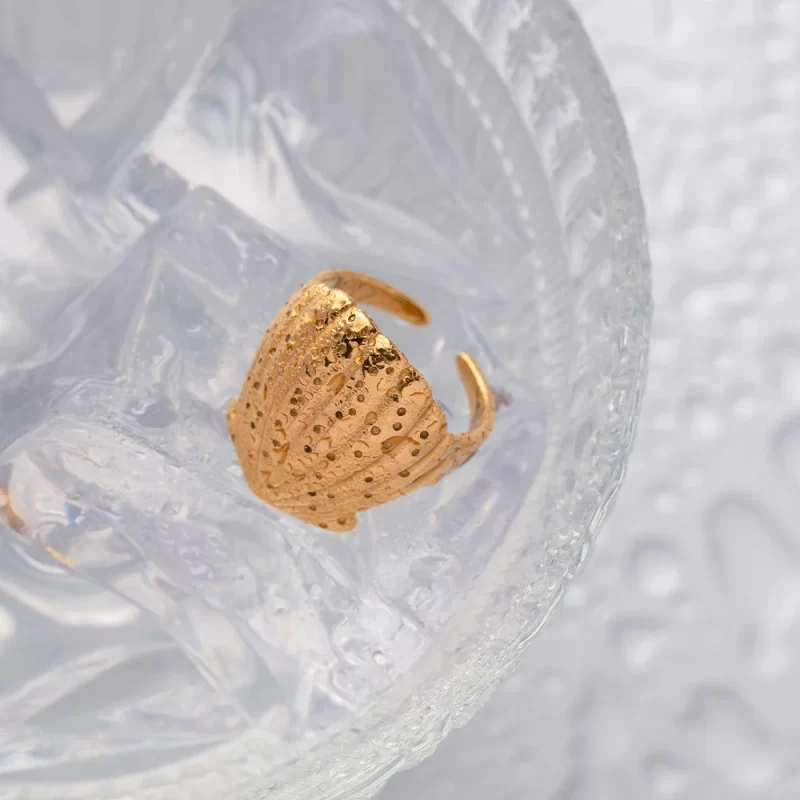 J&D Jewelry Waterproof 18K PVD Gold Plated Seashell Shape Ocean Series Stainless Steel Shell Opening Ring - Image 4