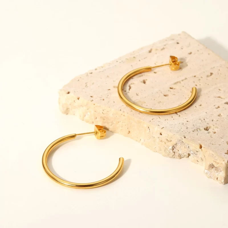 30MM Minimalism 18K Gold Plating Accessories Gift Huggie CC Shaped Stainless Steel Earrings - Image 3