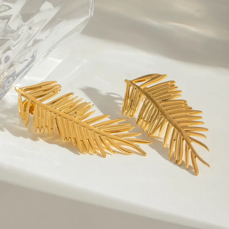 18k Gold Stainless Steel Vintage Hoop Earrings European Style Leaf Design Left & Right Pair for Nature Lovers - Image 5