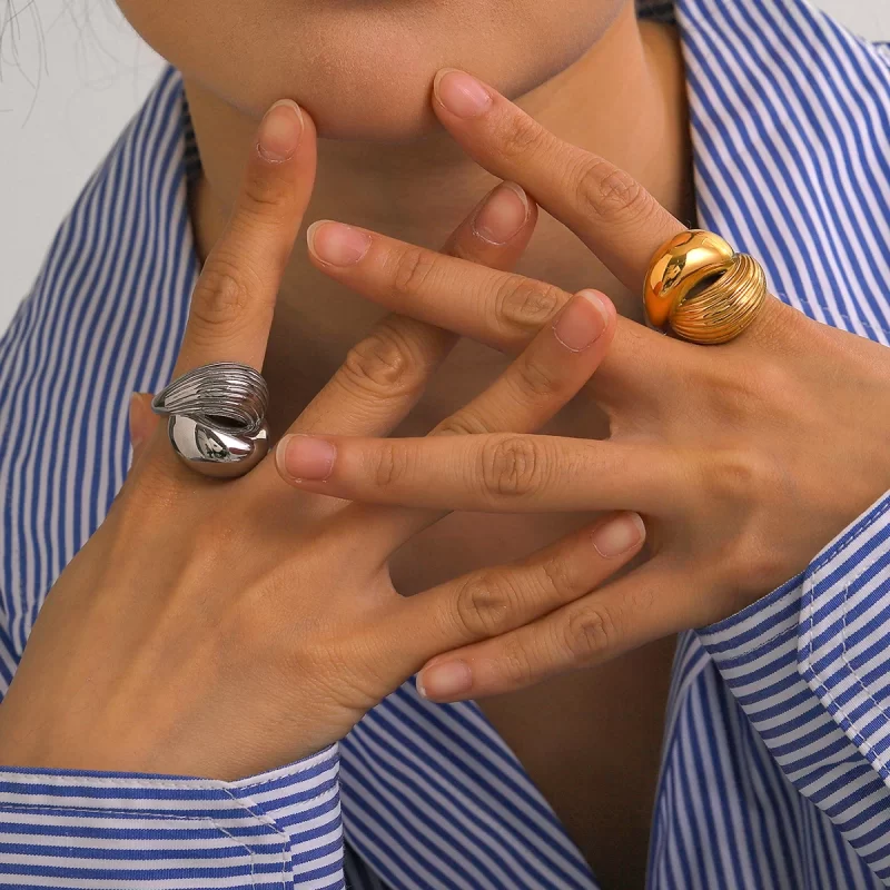 J&D Luxury Stainless Steel 18K Gold Plated Ring Women Jewelry Striped Droplet Interlaced Chunky Ringsing - Image 2