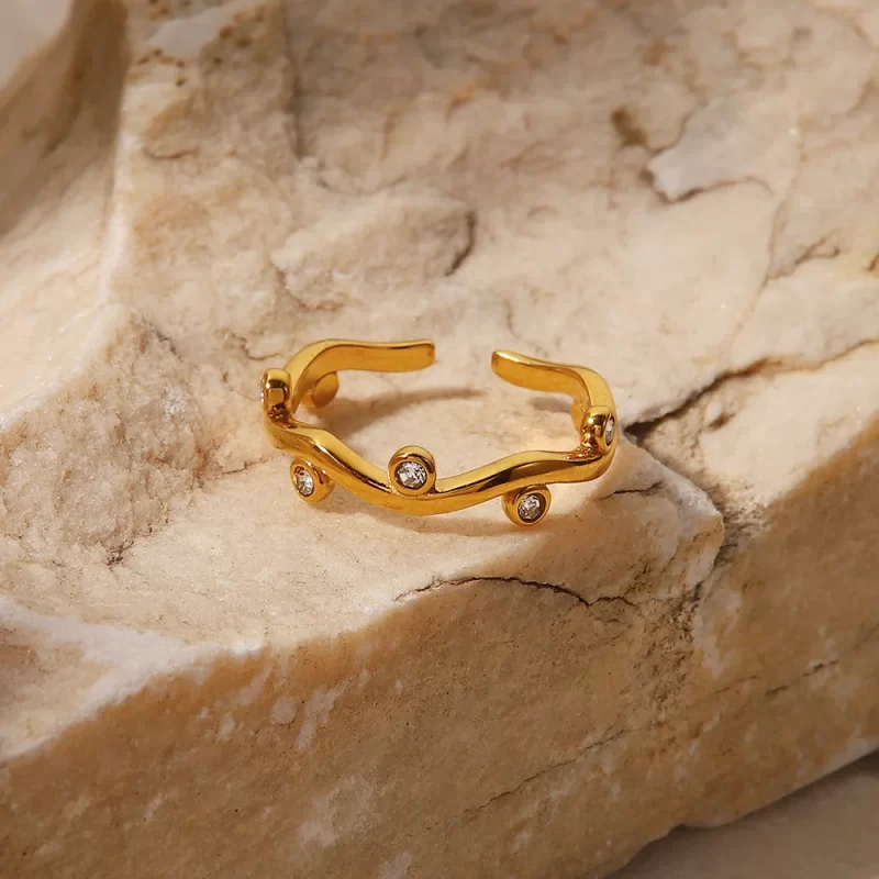 J&D 18K Gold Plated White Round Zircon Willow Leaf Stainless Steel Rings Women Daily Jewelry - Image 3