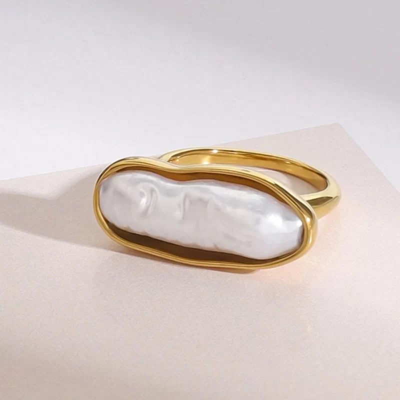 J&D 18k Gold Stainless Steel Irregular Baroque Resin Pearl Ring Elegant Vintage Style Size 7 - Image 3