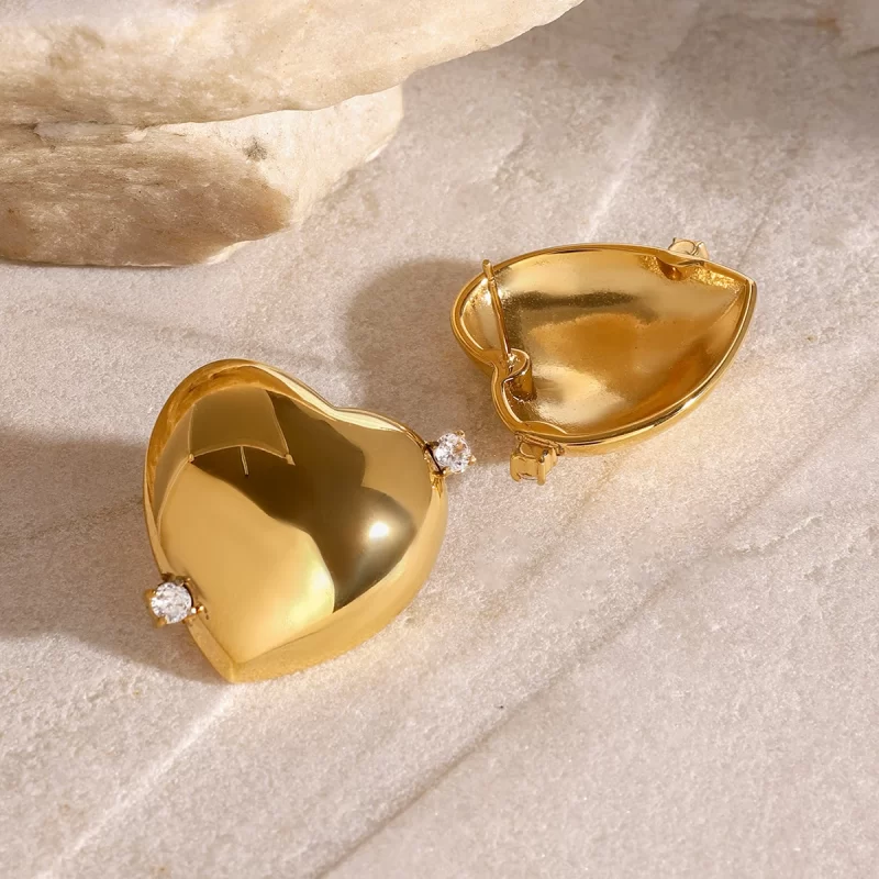 18k Gold Stainless Steel Jewelry Gold Polished Rhinestone Heart Earrings - Image 5