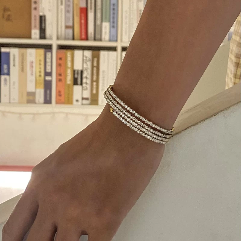 J&D 18k Gold Stainless Steel White Zircon Full Zircon Triple Layer Bracelet Luxurious Style Party Wearing - Image 3