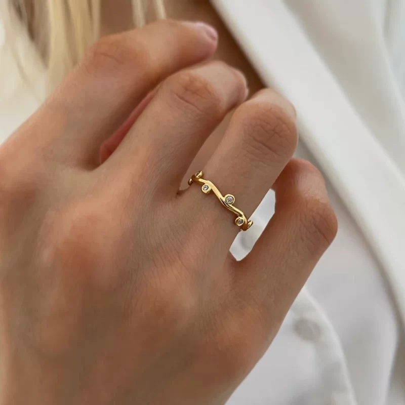 J&D 18K Gold Plated White Round Zircon Willow Leaf Stainless Steel Rings Women Daily Jewelry - Image 2
