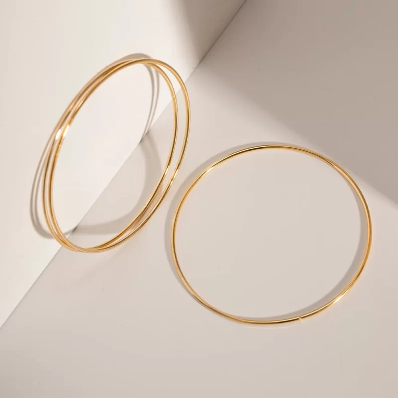 Wholesale Single Layer Simple Shaped Thin Loop 18k Gold-Plated Stainless Steel Slender Bracelet for Girls - Image 4