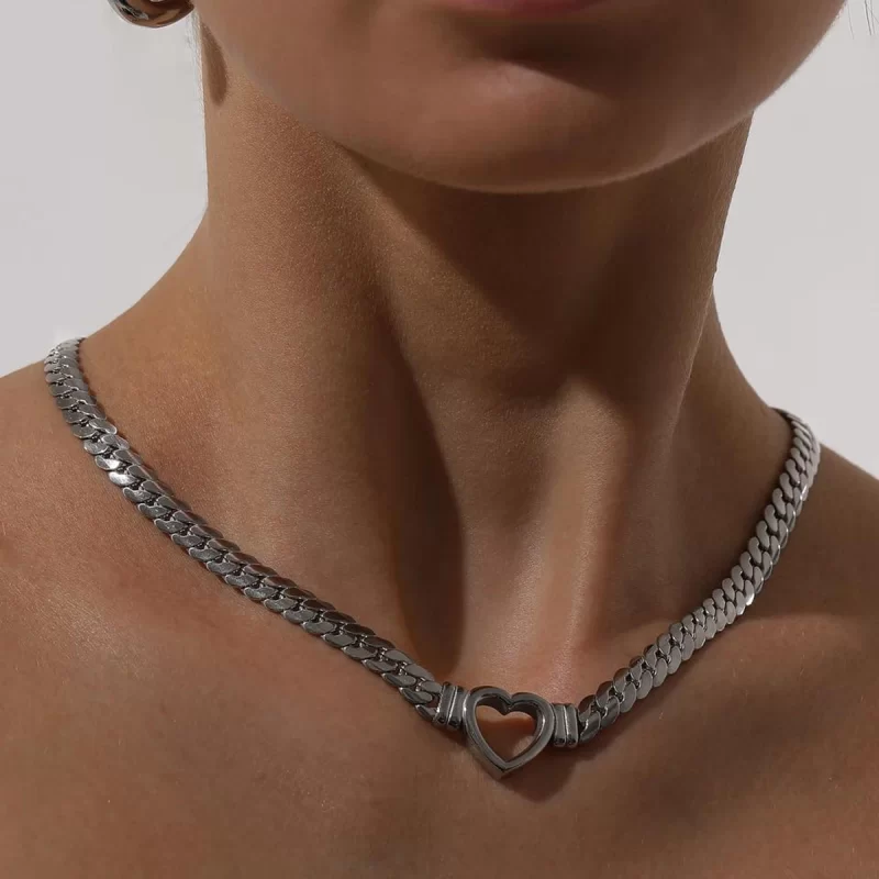 New Trend Stainless Steel Silver Plated Cuban Chain Hollow Heart Necklace Wedding Love Heart Necklace