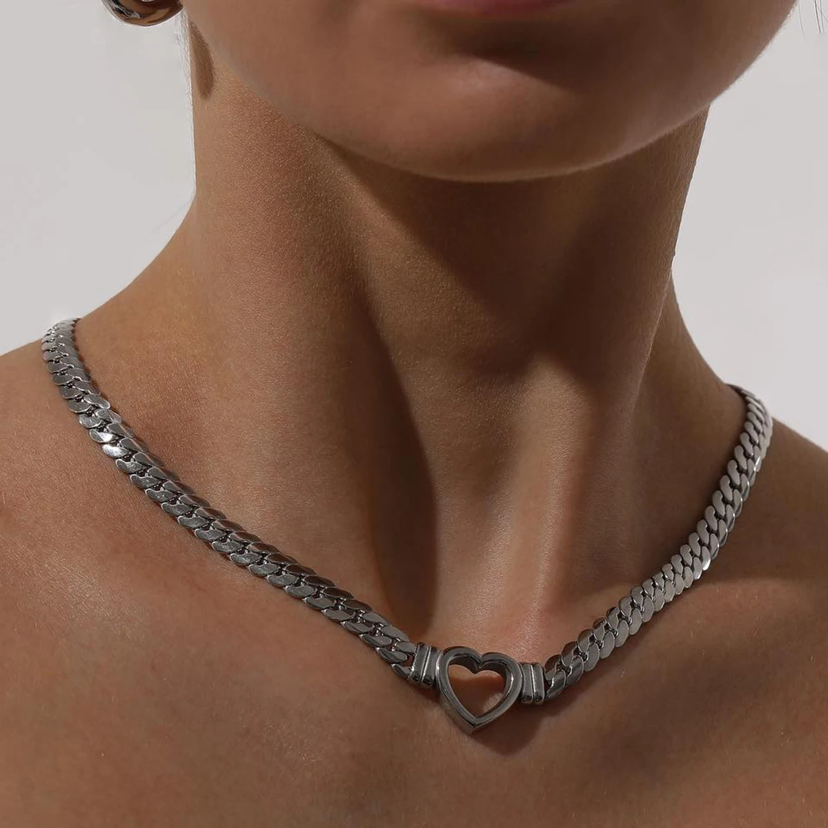 New Trend Stainless Steel Silver Plated Cuban Chain Hollow Heart Necklace Wedding Love Heart Necklace