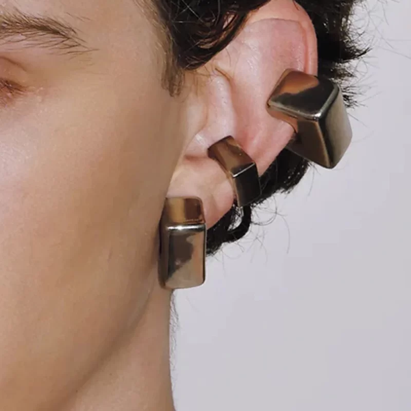 18k Gold Stainless Steel Jewelry Smooth Square Ear Clips Modern Design One Pair - Image 2