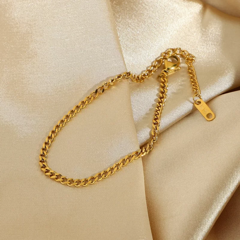 3mm Minimal Classic Gold Curb Link Bracelet Chic Dainty 18K Gold Plated Stainless Steel Cuban Chain Bracelet - Image 5