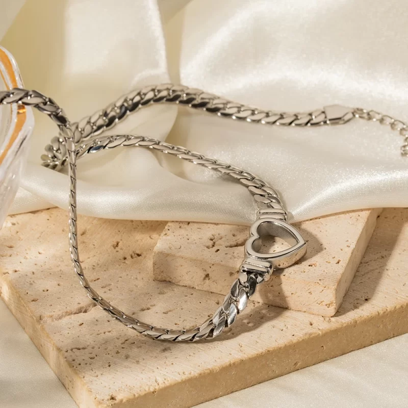 New Trend Stainless Steel Silver Plated Cuban Chain Hollow Heart Necklace Wedding Love Heart Necklace - Image 4